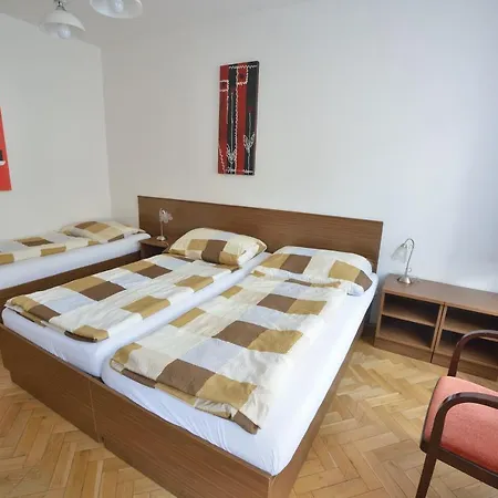 بيت ضيافة Penzion Best 3*